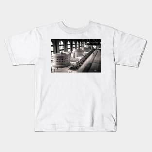 Historic Niagara Power Plant Generators 2 Kids T-Shirt